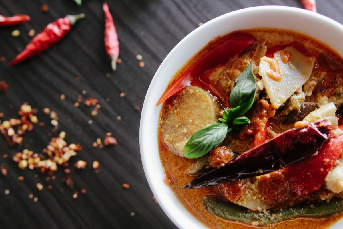 Tips Membuat Ikan Patin Woku Belanga Manado: Kuah Kuning Pedas, Kemangi Segar, dan Tidak Amis