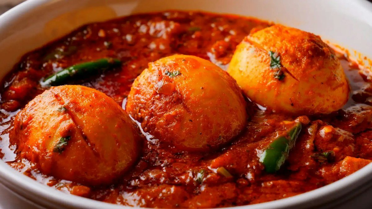 Tips Membuat Telur Balado Pedas Gurih Rumahan: Telur Tidak Pecah, Bumbu Meresap Sempurna, dan Cocok untuk Lauk Harian Keluarga